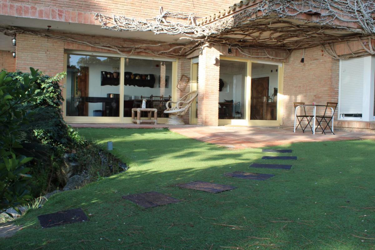 Villa Maresme & Villa Rosa Mataró Exterior foto